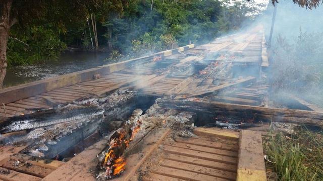 notícia: Setrap encaminha equipe para fazer manutenção na Ponte do Maracá