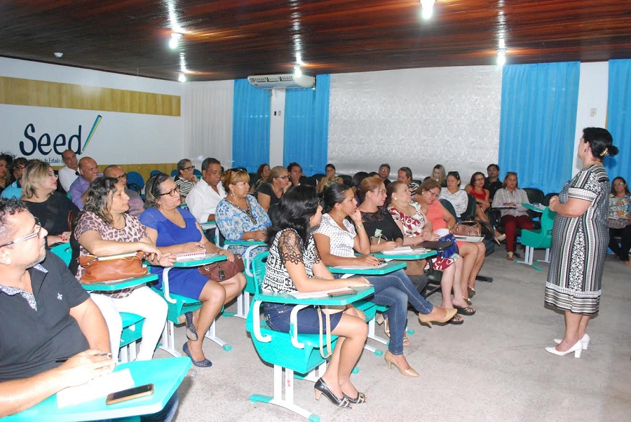 notícia: Gestores discutem alternativas para a segurança nas escolas