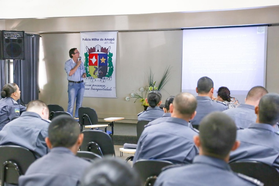 notícia: Isolamento do local de crime é tema de palestra no Curso de Oficiais 