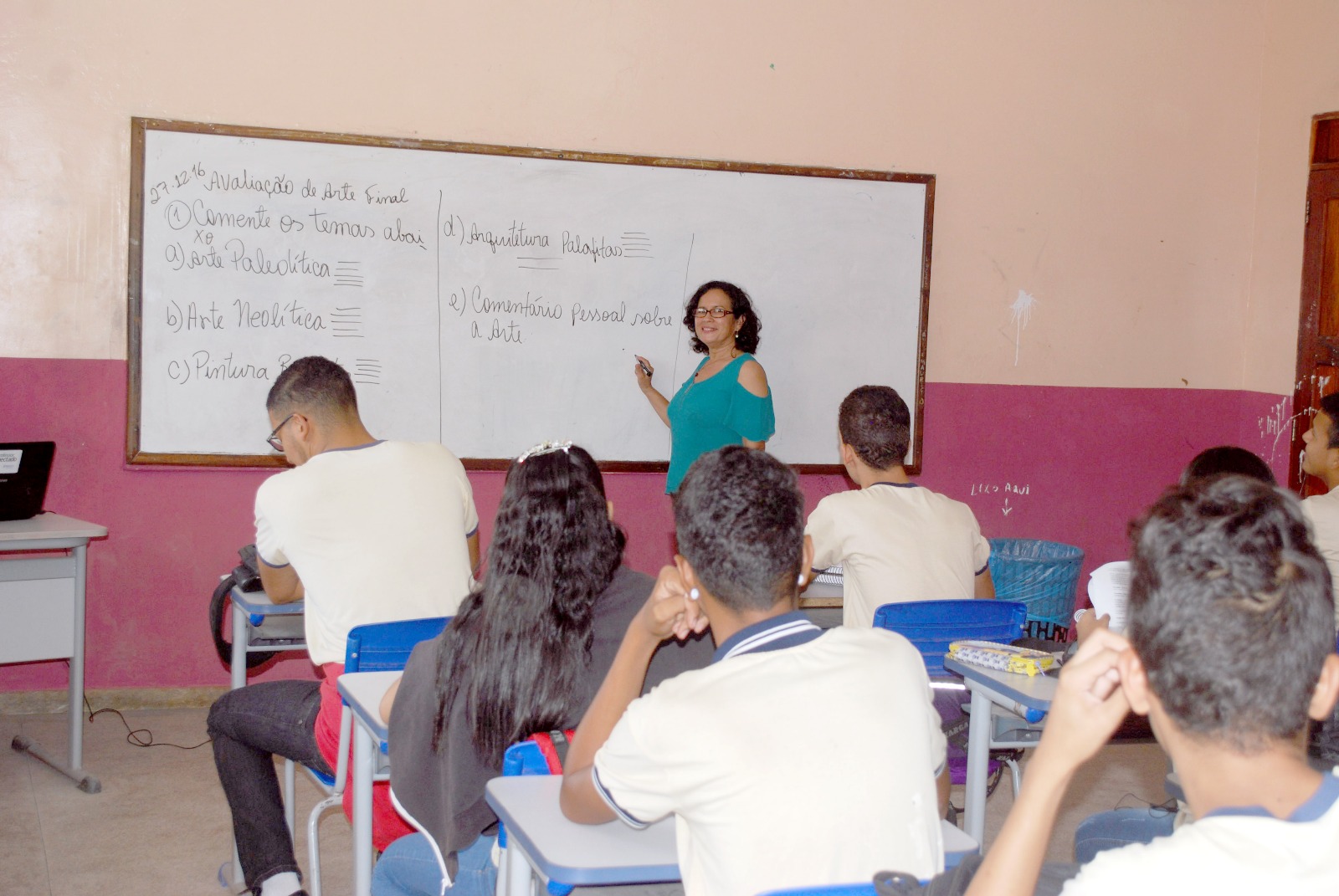 notícia: Seed seleciona gestores e professores para escolas de tempo integral