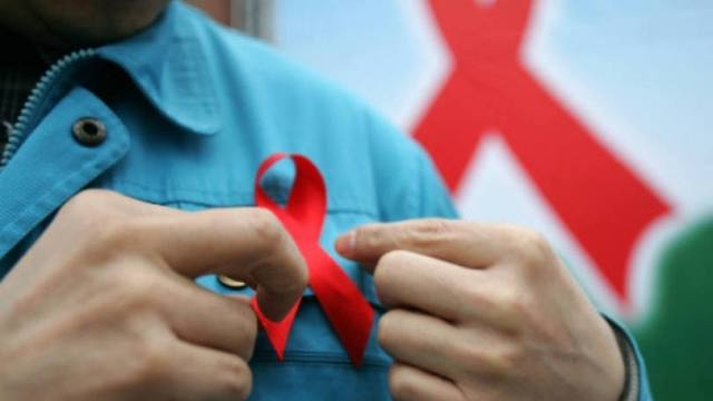 notícia: Prevenção e tratamento serão tema do Dia Mundial de Combate à Aids