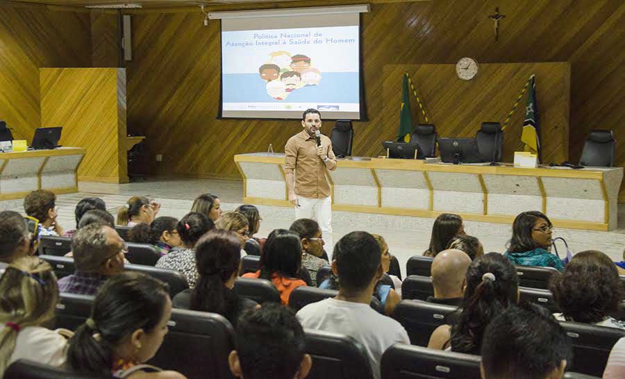 notícia: Guia orienta sobre envolvimento dos homens durante o pré-natal