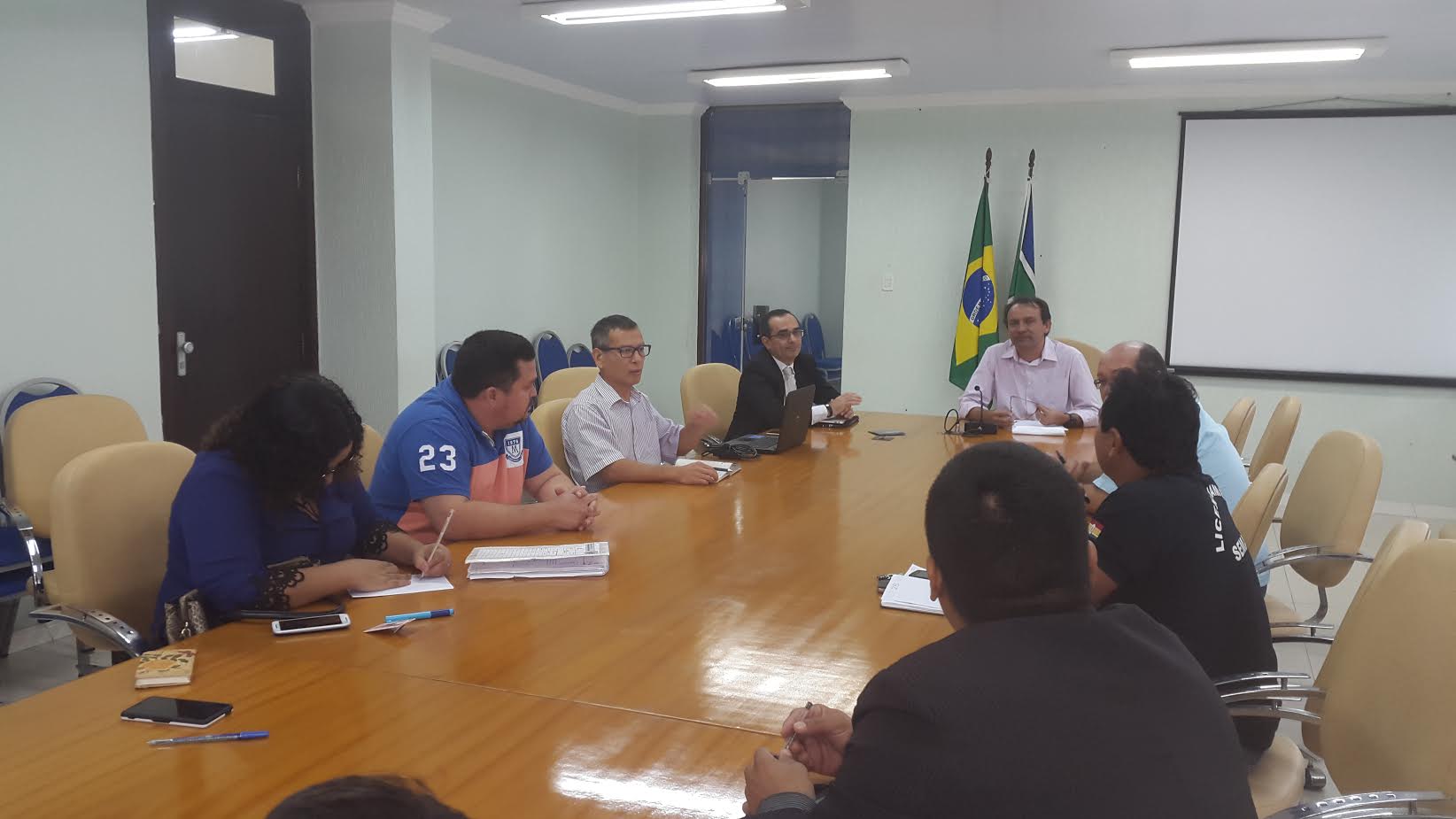 notícia: Órgãos debatem ampliação da ponte e preservação da Lagoa dos Índios