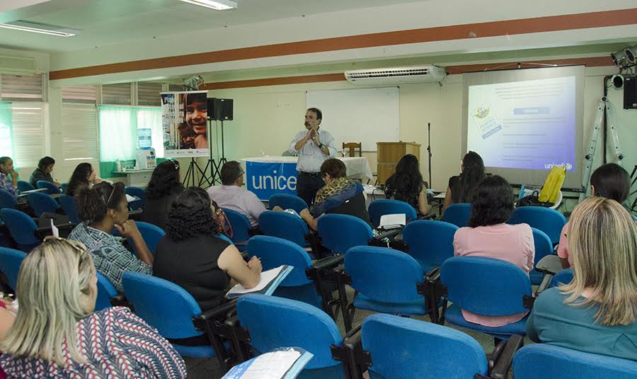 notícia: Seminário trata da elaboração do Plano Estadual pela Primeira Infância