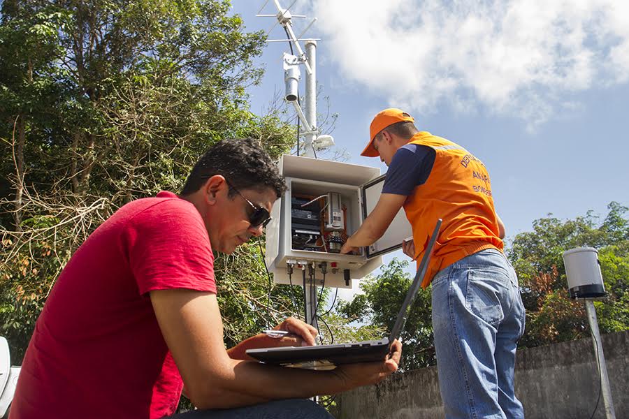 notícia: Porto Grande e Serra do Navio recebem estações hidrometeorológicas 