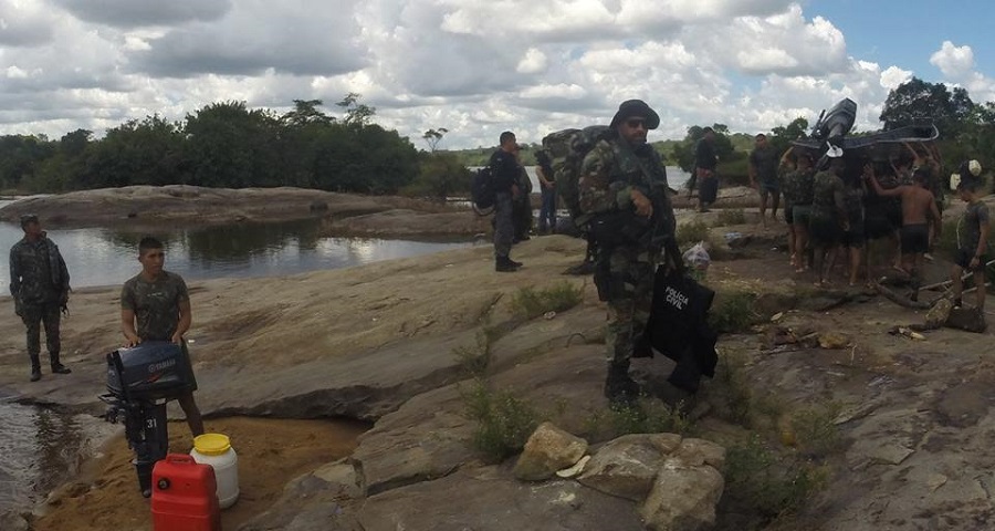 notícia: Nove pessoas são presas por tráfico de drogas e garimpagem ilegal em Oiapoque