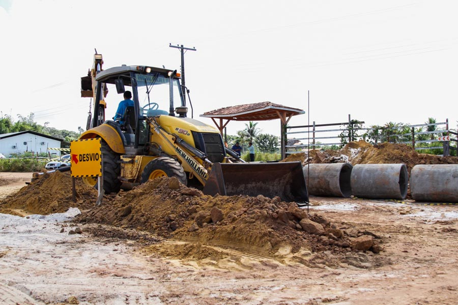 notícia: Obras nos ramais da Fazendinha avançam com terraplanagem e drenagem