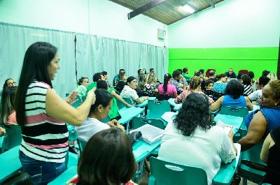 notícia: Palestra encerra programação do Dia de Conscientização do Autismo