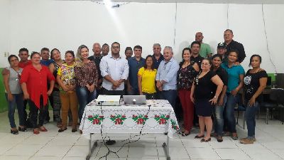 notícia: Técnicos do governo avaliam potencialidades econômicas para desenvolvimento de Amapá