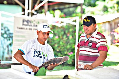 notícia: Peixe popular: governo do Estado leva pescado mais barato a Mazagão Velho