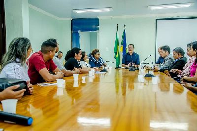 notícia: Governador discute apoio e fortalecimento dos Conselhos Tutelares