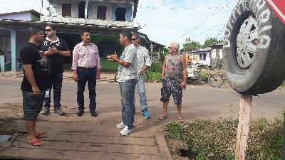 notícia: Caesa trata com moradores demandas de fornecimento de água no bairro Nova Esperança