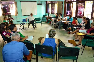 notícia: Equipe da Escola Pública de Saúde passa por capacitação