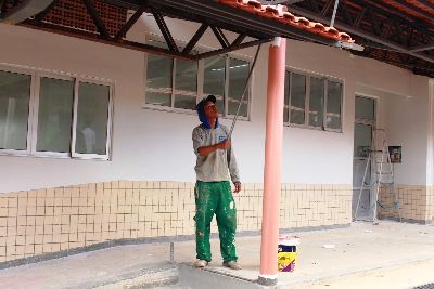 notícia: Escolas do Conjunto Macapaba, construídas pelo GEA, estão com obras em fase final