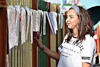 notícia: Literatura e teatro marcam Dia Estadual da Poesia na biblioteca Elcy Lacerda