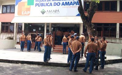 notícia: Candidatos disputam vagas em curso para sargento do Corpo de Bombeiros