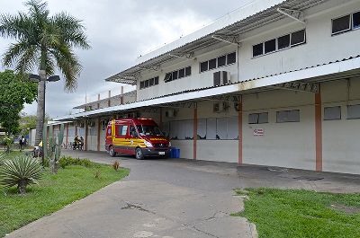 notícia: Governo do Estado reforça equipes em hospitais para atendimento neste fim de semana