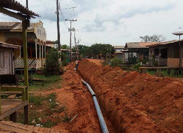 notícia: Caesa amplia rede de distribuição de água no município de Vitória do Jari