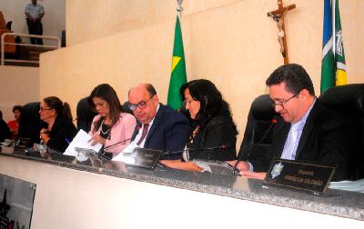 notícia: Governo do Amapá vai abrir o Orçamento 2018 em janeiro