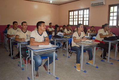 notícia: Escola em Tempo Integral: Amapá na rota da educação inovadora