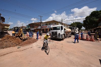 notícia: Obras de mobilidade urbana do governo avançam no bairro Infraero I