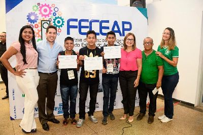 notícia: Clima festivo marca encerramento de Feira de Ciências e Engenharia do Amapá