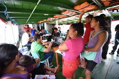 notícia: Barco Extensionista é entregue as comunidades ribeirinhas do Amapá