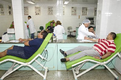 notícia: Doação de sangue cai em dezembro e Hemoap convoca voluntários para manter estoques