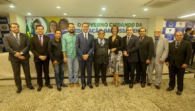 notícia: Governo oficializa apoio financeiro para o Centenário da Assembleia de Deus no Amapá