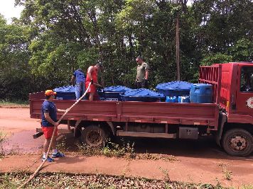 notícia: Governo do Estado garante água potável para moradores de Serra do Navio