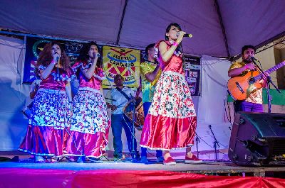 notícia: 14 canções disputam a final do II Festival Cantando Marabaixo neste domingo