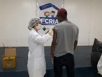 notícia: Ação de imunização é ofertada para socioeducandos e servidores da Fcria