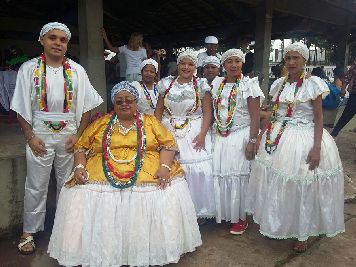 notícia: Festival de Iemanjá foi em ritmo de batuque e muita oferenda