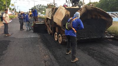 notícia: Recapeamento asfáltico na Rodovia JK avança no sentido Fazendinha/Macapá