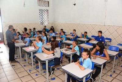 notícia: Último dia para a pré-matrícula na rede estadual de ensino