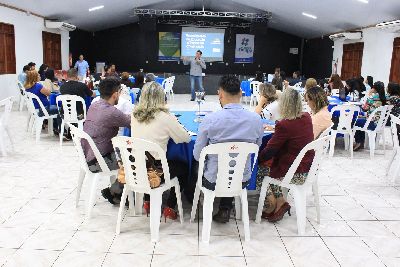 notícia: Organização da rede de educação do Amapá é discutida por gestores municipais