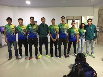 notícia: Atletas beneficiados com o Bolsa Esporte participam de competição nacional de Taekwondo