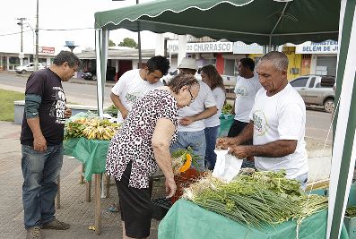 notícia: Feira Itinerante Solidária chega ao bairro do Laguinho 