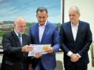 notícia: Potencialidades do Amapá atraem embaixador de Luxemburgo no Brasil