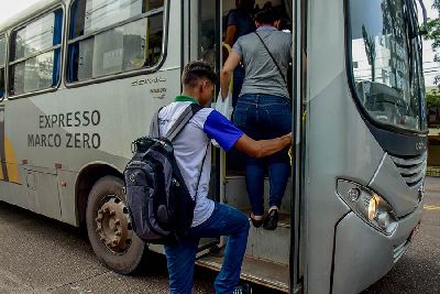 notícia: Estudantes de Mazagão têm até quarta-feira, 14, para cadastro no Passe Livre Estudantil