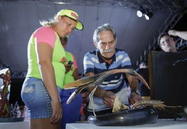 notícia: Feira de artesanato gera oportunidades de emprego e renda no feriado prolongado