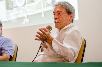 notícia: Arquiteto Paulo Mendes da Rocha estuda projeto para novos prédios da Ueap