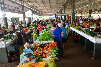 notícia: Governo vai revitalizar feiras e parques de exposições em Macapá e Amapá