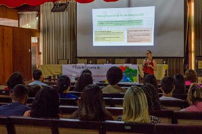 notícia: Roda de conversa amplia discussão sobre gênero e diversidade sexual no Amapá