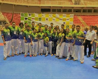 notícia: Atletas do Bolsa Esporte conquistam medalhas em campeonato de Taekwondo no Mato Grosso