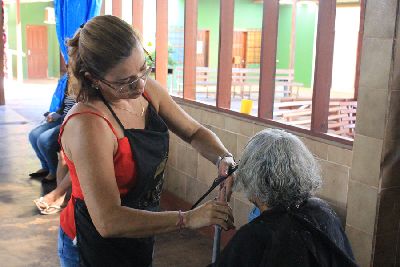 notícia: Secretaria de Educação incentiva trabalho filantrópico com ação social em Santana