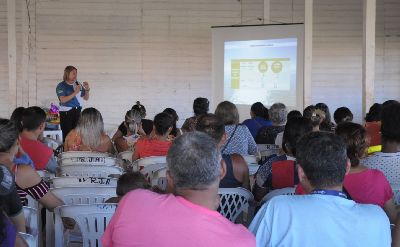 notícia: Torneira mal fechada pode desperdiçar até 46 litros de água tratada, alerta Caesa