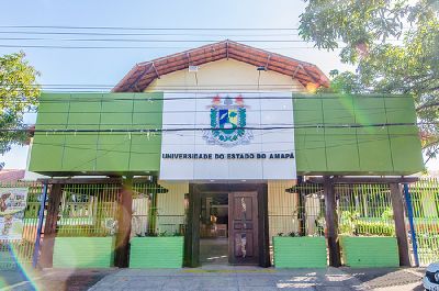 notícia: Ueap lança edital para selecionar professores substitutos
