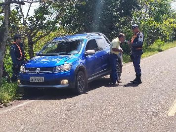 notícia: Flagrantes de motoristas sob efeito de álcool têm queda de 40% no feriado, aponta BPRE