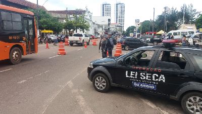 notícia: Balanço da Operação Lei Seca aponta 1,5 mil autuações por crimes de trânsito 